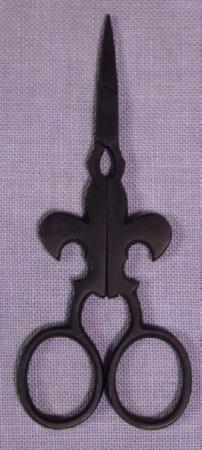 Kelmscott FleurDeLys scissors.jpg